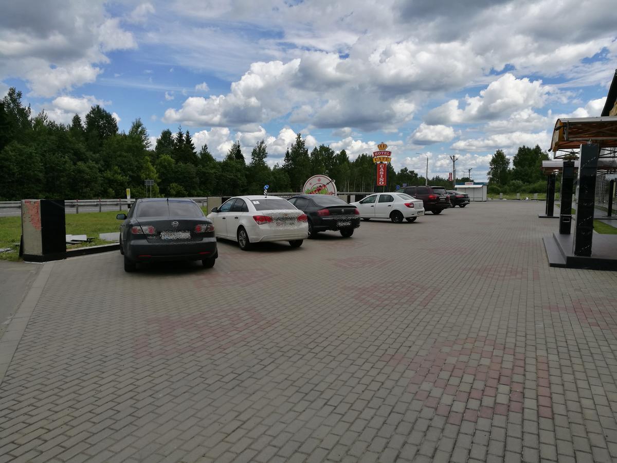 Отель Krts Korona Sudilovichi Экстерьер фото